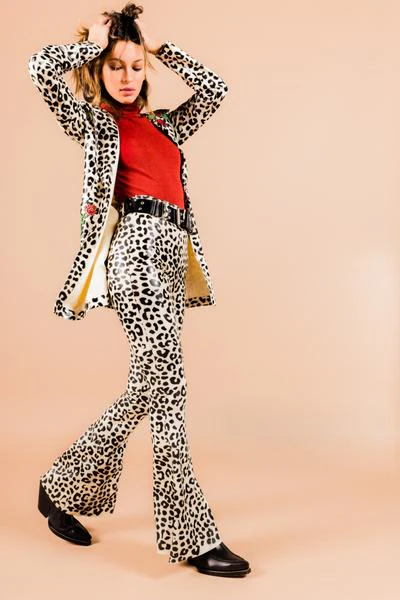 Maggie Flares - Image 9