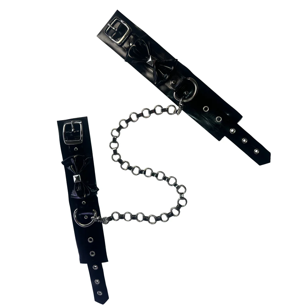 Moderne Ankle Cuffs