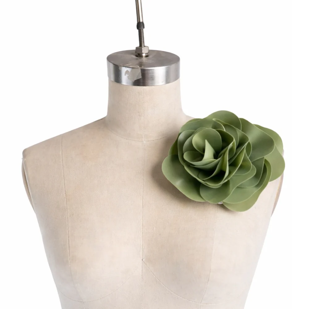 Pinned Bud Bloom READY TO SHIP - Image 5