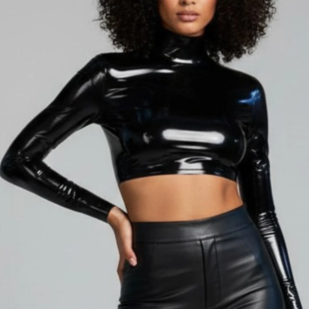 Simple Crop Top READY TO SHIP - Image 2
